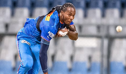 Jofra Archer Injury : जोफ्रा आर्चरचे 25 महिन्यांत 5 वे ऑपरेशन, MI चे ठोके वाढले