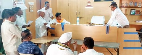 अकोले : आ. लहामटेंनी घेतली तहसीलची झाडाझडती