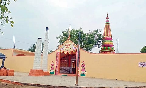 कुंभारगाव येथील श्री लक्ष्मीदेवीची दोन दिवस यात्रा