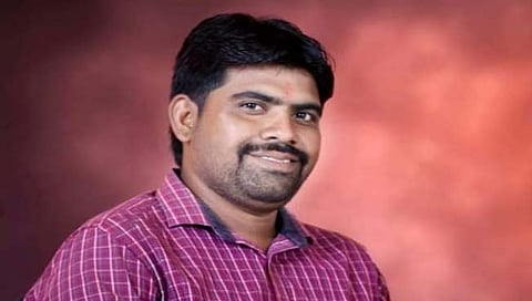 वीज पडून शेतकऱ्याचा मृत्यू