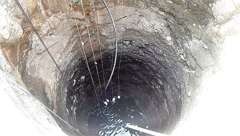 पिंपळनेर : उन्हाची तीव्रता वाढली, विहीरींनी गाठलाय तळ तर काही कोरड्याठाक