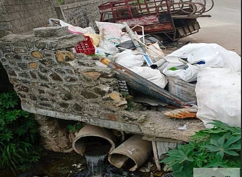 नगर : ओढ्यातील पाईप हटविण्यास मुहूर्त मिळेना