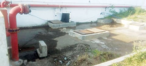 भोसरी : क्रीडा संकुलातील पाण्याच्या गळतीची दुरुस्ती