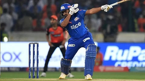 Rohit Sharma : शर्माजींच्या पोराला नेमकं झालंय काय? गेल्या 5 वर्षापासून बॅट पडली थंड!