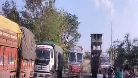 अवैध रेतीची वाहतूक