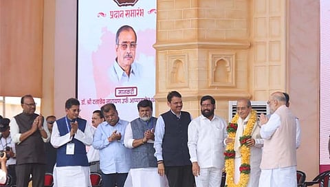 आप्पासाहेबांनी उद्ध्वस्त कुटुंबांना दिशा देण्याचे काम केले : मुख्यमंत्री शिंदे