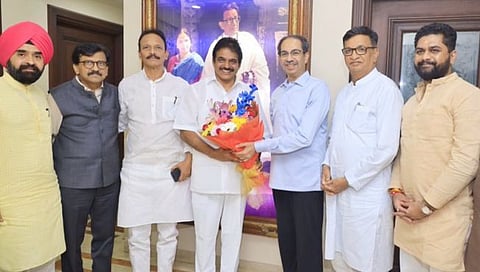 उद्धव ठाकरेंना काँग्रेसकडून सोनिया भेटीचे निमंत्रण; वेणुगोपाल मातोश्रीवर