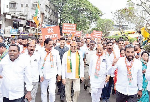 काँग्रेसच्या जीवावर सत्तेचे स्वप्न पाहू नका ; महसूलमंत्री विखे पाटील