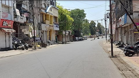 अकोला: दुस-या दिवशीही शुकशुकाटच, १०१ आरोपींना अटक; इंटरनेट सेवेसह बाजारपेठ बंद