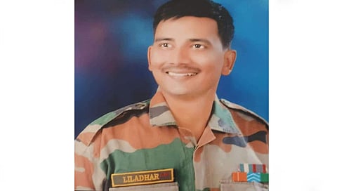 जवान लीलाधर नाना पाटील