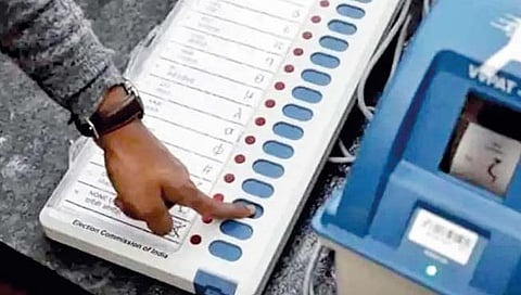 निपाणीत बाजीगर कोण? आज फैसला