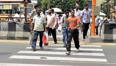 रस्त्यावरून चालणेही ठरतेय जीवघेणे! गतवर्षी राज्यभरात २ हजार ८९४ पादचाऱ्यांचा मृत्यू