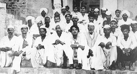 लातूर : प्रभावाने दिली प्रेरणा, विलासरावांच्या लाखो छायाचित्रांचा संग्रह; अजयकुमार बोराडे पाटलांच्या निष्ठेचे कौतुक