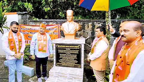 स्वा. सावरकरांच्या पुतळ्याचे मॉरिशसमध्ये उत्साहात अनावरण