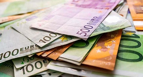 Germany recession 2023 | युरोपीतील सर्वात मोठी अर्थव्यवस्था जर्मनीत मंदीचे वारे, युरो चलन गडगडले, जाणून घ्या कारण