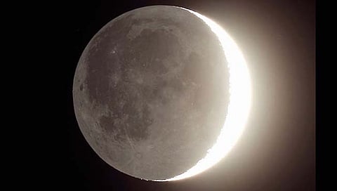 चंद्राचा ‘द व्हिन्सी ग्लो’ बघा चालू आठवड्यातच! .. 15 व्या शतकात उलगडले घटनेचे रहस्य