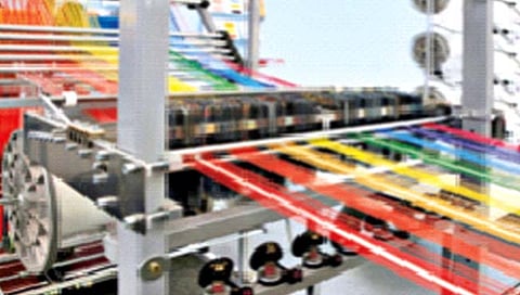 वस्त्रोद्योगात २५ हजार कोटींची गुंतवणूक आकर्षित करणार; नव्या धोरणास मंजुरी, ५ लाख रोजगारनिर्मिती होणार