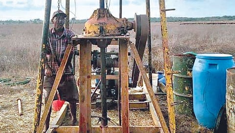 Barsu Refinery Project : बारसूचा सडा अखेर शांत; आंदोलक फिरकलेही नाहीत; माती परीक्षणाचे काम सुरूच