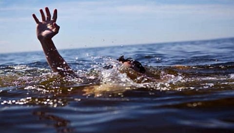 Children died in gujrat