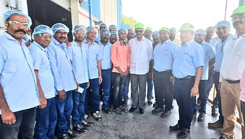 Nashik : अजित पवारांची दिंडोरीला गुपचूप भेट, मद्य कंपन्यांच्या डिस्टिलरीची पाहणी