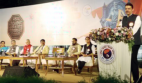 शैक्षणिक संस्थांमध्ये शहरी नक्षलवाद पसरतोय ! उपमुख्यमंत्री देवेंद्र फडणवीस