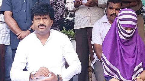 पुणे जिल्ह्यात ‘लव्ह जिहाद’ प्रकरण; पीडित मुलीला पडळकरांनी आणले समोर