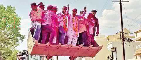 सांगली : भाजपचा संचालक फोडून सेनेचा सभापती