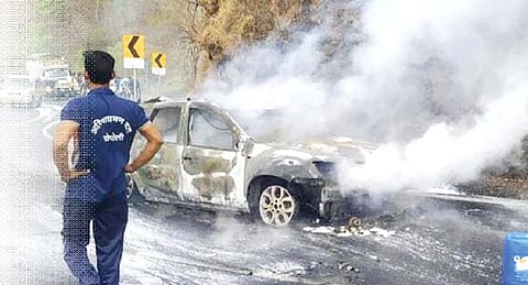 मुंबई-पुणे द्रुतगती मार्ग बनतोय बनिंग हायवे