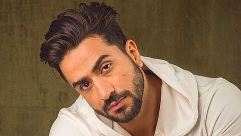 Aly Goni : गोनीने केले ट्विट, नवीनला बसले फिट