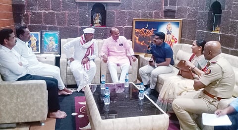 देहूगाव : पालखी मार्गावर स्वच्छतागृह उभारा; उपजिल्हाधिकारी संजय आसवले यांच्या अधिकार्यांना सूचना