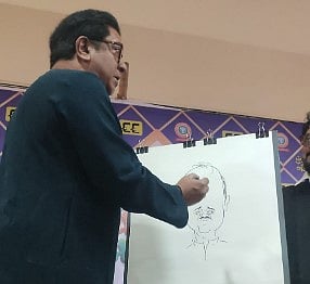 राज ठाकरेंनी काढले अजित पवारांचे व्यंगचित्र, म्हणाले पुढे काय लिहू, गप्प बसा आता..