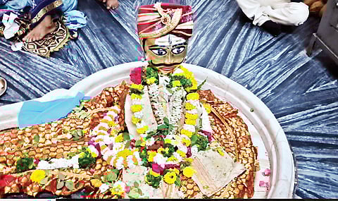 शिरूर : नवसाला पावणारे श्री रामलिंग देवस्थान