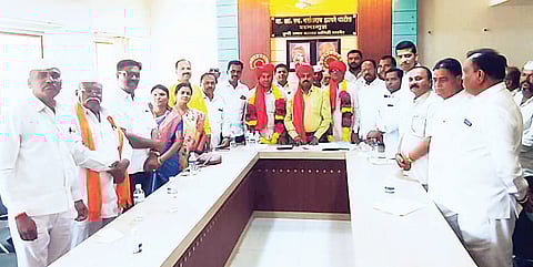 पारनेर बाजार समितीच्या सभापतिपदी तरटे