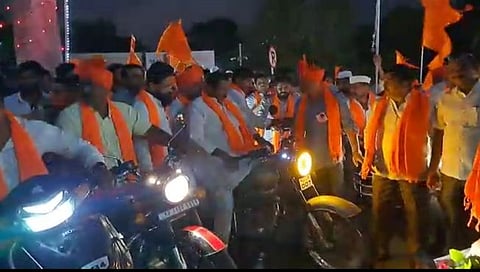 सातार्यात शिवप्रेमींकडून बाईकचा थरार; शिवतीर्थासह परिसर दुमदुमला