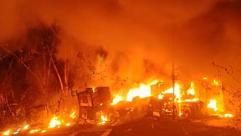 सिंधुदुर्ग येथे बीएसएनएल टॉवरला आग