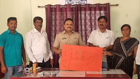 मंगळवेढा : चोरी झालेले 12 तोळे सोने मुळ फिर्यादीस परत