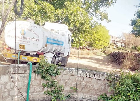 वाल्हे : गायकवाडवाडीला शासकीय टँकरची अद्याप प्रतीक्षाच