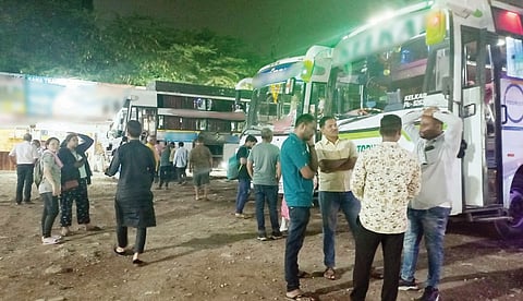 पुणे : ट्रॅव्हल्स चालकांकडून गर्दीचा फायदा घेत प्रवाशांची लूट