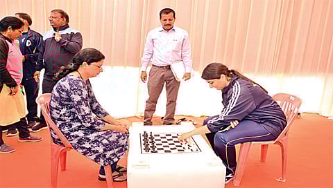 मुख्य कार्यकारी अधिकारी आशिमा मित्तल