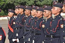 पुणे: ‘हम एनडीए के कॅडेट्स हैं ‘ ची धून अन् परेड ! १४४ व्या कोर्सची ‘ पासिंग आउट परेड’