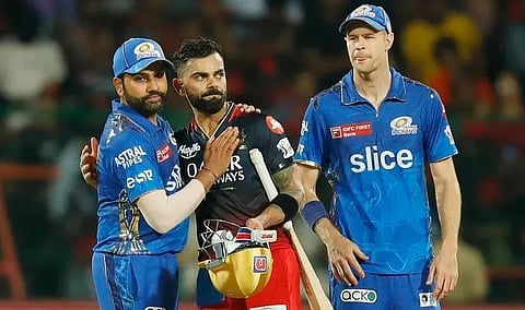 IPL Playoffs Scenario : कोहलीमुळे रोहित शर्माचे टेन्शन वाढले, RCB च्या विजयाने बदलले प्लेऑफचे समीकरण