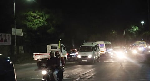 पुण्यातील कात्रज-कोंढवा रस्त्यावर पुरेसा प्रकाश नाही