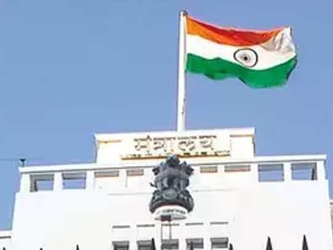 मंत्रालय कक्ष अधिकाऱ्यांना बढती ; तर उपजिल्हाधिकारी मात्र रखडले