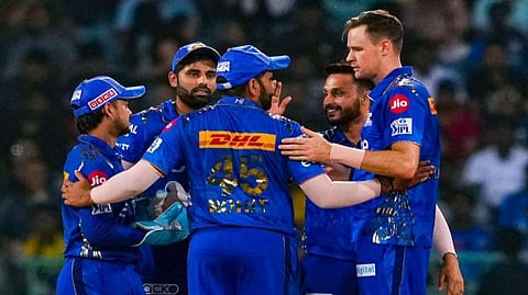 IPL 2023 Playoffs Race : मुंबई इंडियन्ससाठी प्लेऑफचा मार्ग खडतर, रोहितच्या संघापुढे ‘हा’ एकमेव मार्ग