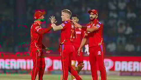 DC vs PBKS : दिल्लीची नौका बुडाली, पंजाबची मात्र तरली