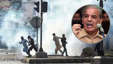 Imran Khan Arrest : आरएसएस-बीजेपीने पाठवलेल्या लोकांकडून पाकिस्तानात तोडफोड; पंतप्रधान शरीफ समर्थकांचा अजब दावा