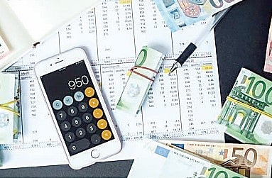 शेवगाव : मोजणी अर्जांचे साचले ढिग ! भूमि अभिलेख विभागाचे शेतकर्यांवर अन्याय