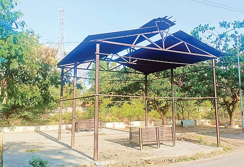 केडगाव स्टेशन स्मशानभूमी जीर्ण; सुसज्ज, अद्ययावत करण्याची ग्रामस्थांकडून मागणी