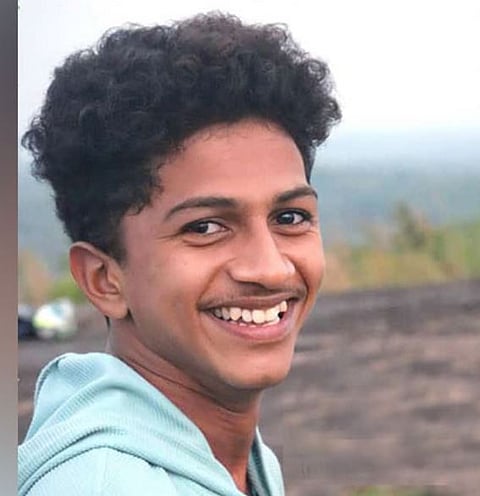 निकालापूर्वीच काळाचा घाला!, ‘तो’ दहावीत ‘टॉपर’ ठरला आणि जीवनदान देण्यातही….