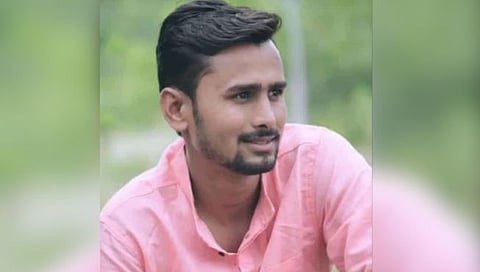 Nashik : देवळा-मालेगाव रस्त्यावर मोटारसायकल-ट्रॅक्टर यांच्यात अपघात, एक ठार